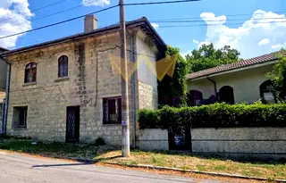 Къща във Варна, с. Добрина