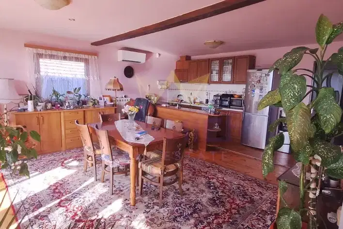 House in Oblast Varna, Dybravino
