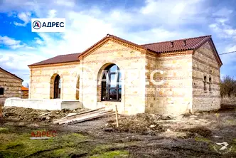 Къща във Варна, с. Неофит Рилски
