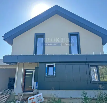 Photo 2 — House in Oblast Varna, Priselci