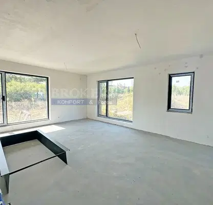Photo 3 — House in Oblast Varna, Priselci