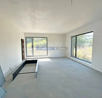 Photo 4 — House in Oblast Varna, Priselci