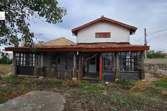 Къща във Варна, с. Приселци