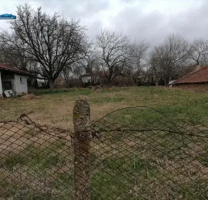 Снимка 4 — Къща във Варна, с. Солник