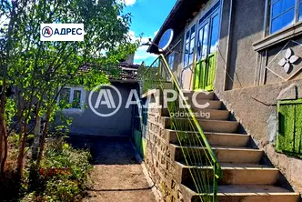 Къща във Варна, с. Ветрино