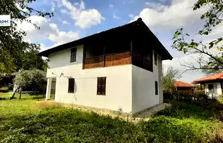 Къща във Велико Търново, Елена