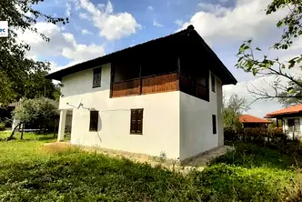 Къща във Велико Търново, Елена