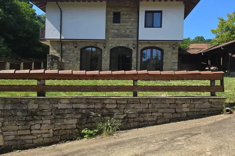 House in Oblast Veliko Tyrnovo, Elena
