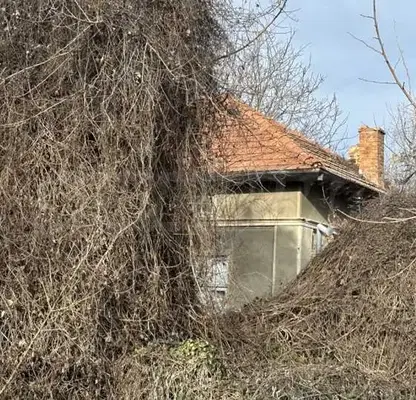 Снимка 4 — Къща във Велико Търново, с. Дъскот