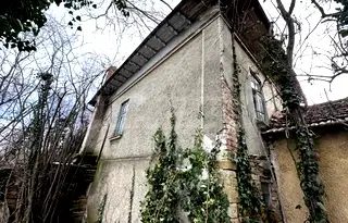 Къща във Велико Търново, с. Дъскот