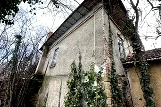 Къща във Велико Търново, с. Дъскот