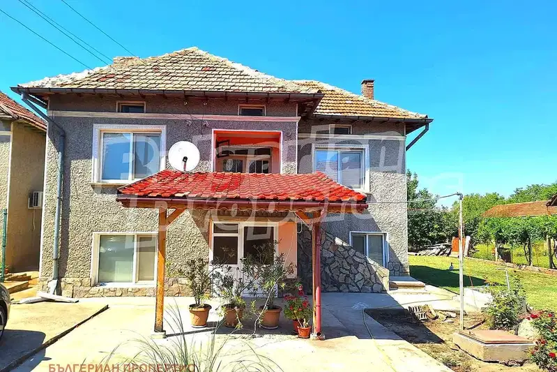 House in Oblast Veliko Tyrnovo, Karaisen