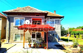 Къща във Велико Търново, с. Караисен