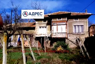 Къща във Велико Търново, с. Михалци
