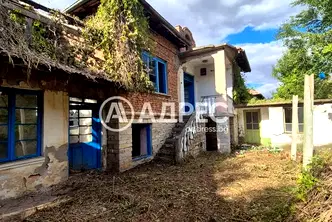 Къща във Велико Търново, с. Обединение