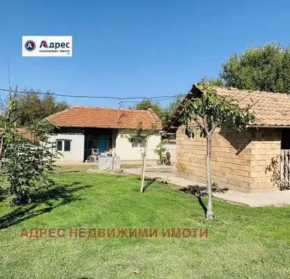 Снимка 3 — Къща във Велико Търново, с. Павел