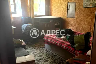 Къща във Велико Търново, с. Поликраище