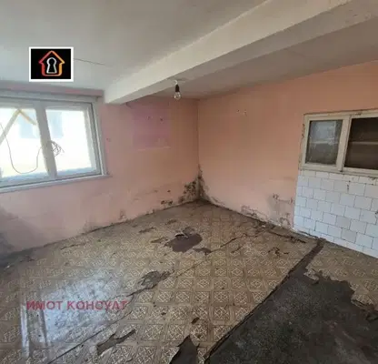 Photo 5 — House in Vraca, Kravoder