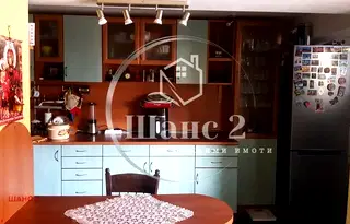 Многостаен апартамент в Добрич, Червената пръст