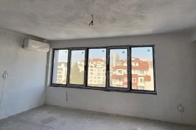 5-bedroom apartment in Sofiya, Manastirski Livadi