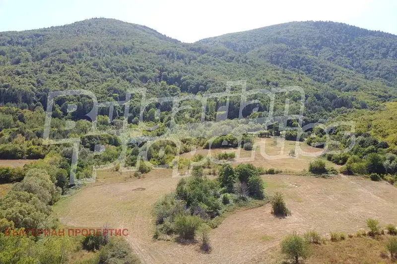 Agricultural Land in област София, Kostenec