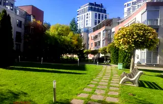 Офис в София, Манастирски ливади