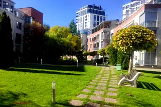 Офис в София, Манастирски ливади