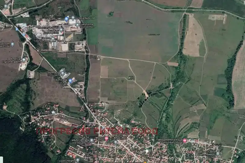 Парцел в с. Лозен
