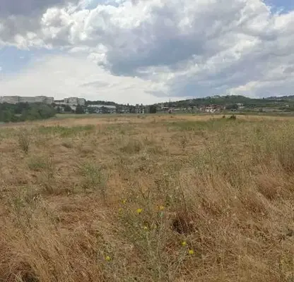 Photo 2 — Plot in Studentsko che