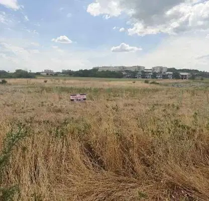 Photo 4 — Plot in Studentsko che