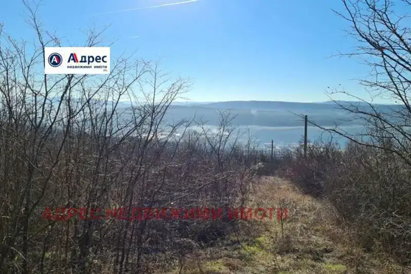 Парцел във Велико Търново, м-т Козлуджа