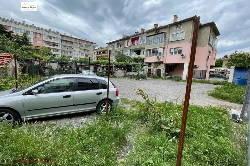 Парцел в Шумен, Пазара