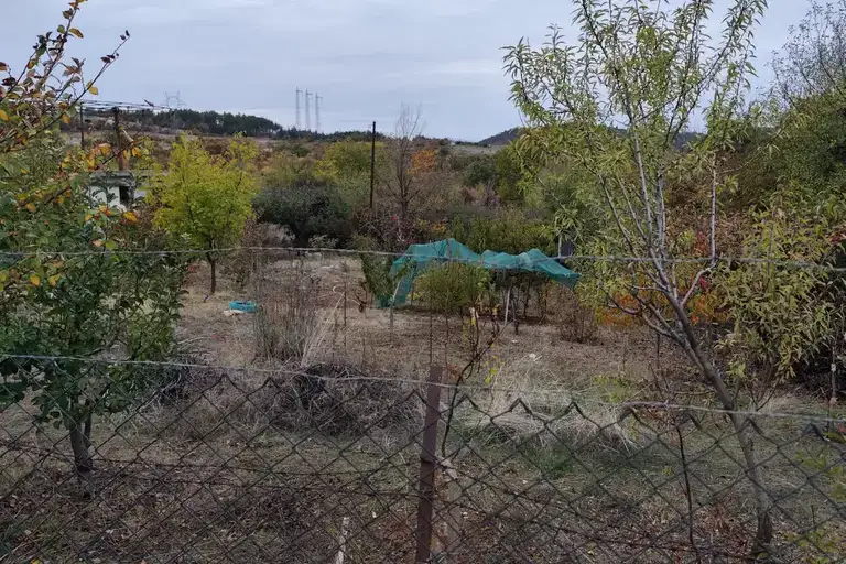 Plot in Kyrdjali, Prilepci
