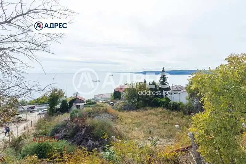 Парцел във Варна, Свети Никола