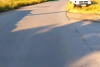 Парцел в София, Враждебна