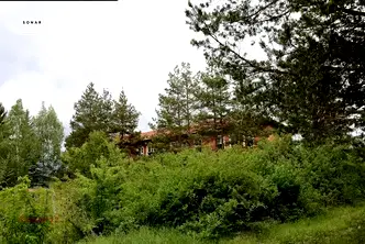 Парцел в Перник, Брезник