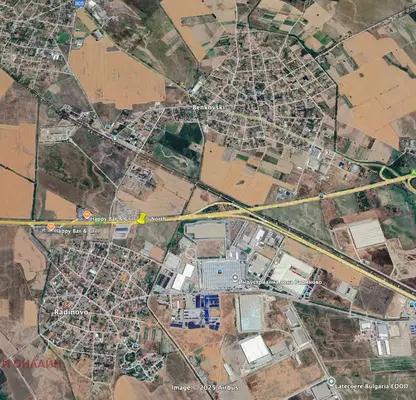 Photo 3 — Plot in Oblast Plovdiv, Radinovo