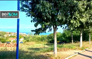 Парцел във Варна, Бяла