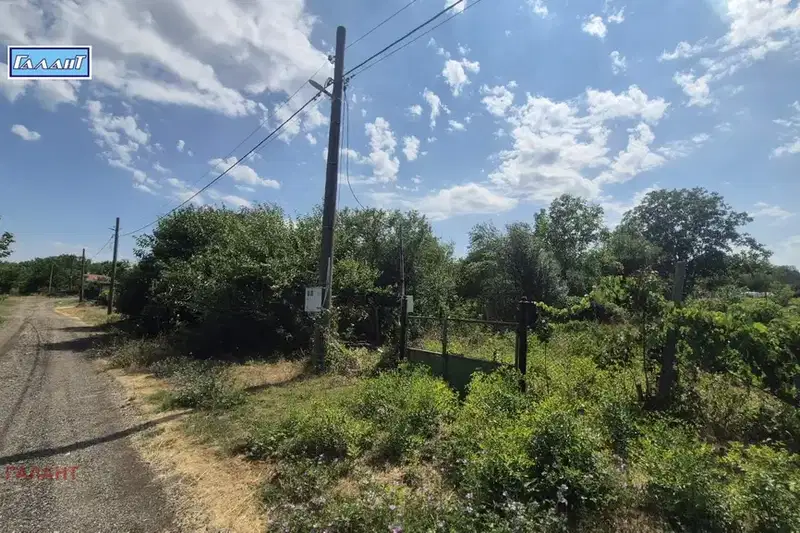 Парцел във Варна, с. Равна гора