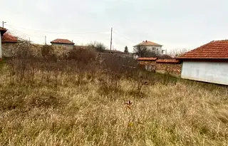 Парцел във Велико Търново, с. Беляковец