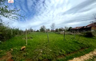 Парцел във Враца, с. Нефела
