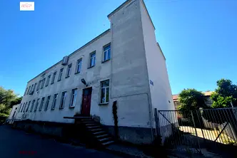 Промишлена сграда в Габрово, Център