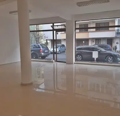 Снимка 4 — Промишлена сграда в Бургас, Свети Влас