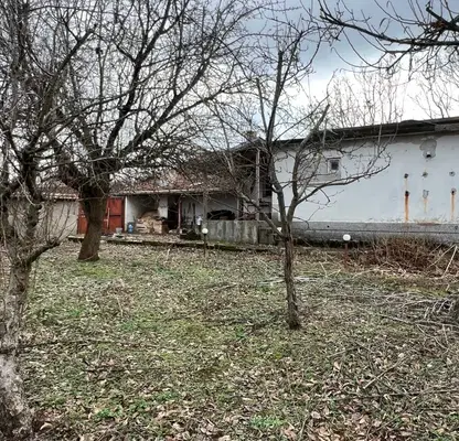 Снимка 4 — Промишлена сграда в Русе, Борово