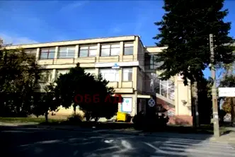 Промишлена сграда в Русе, Две могили