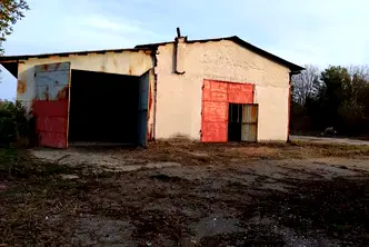 Промишлена сграда в Русе, с. Писанец