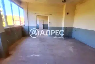 Промишлена сграда във Велико Търново, с. Самоводене
