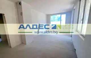 Тристаен апартамент в Студентски