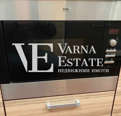 Снимка 5 — Тристаен апартамент с две тераси в Базар Левски, Варна