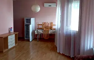 Тристаен апартамент с три тераси в Младежки Хълм, Пловдив
